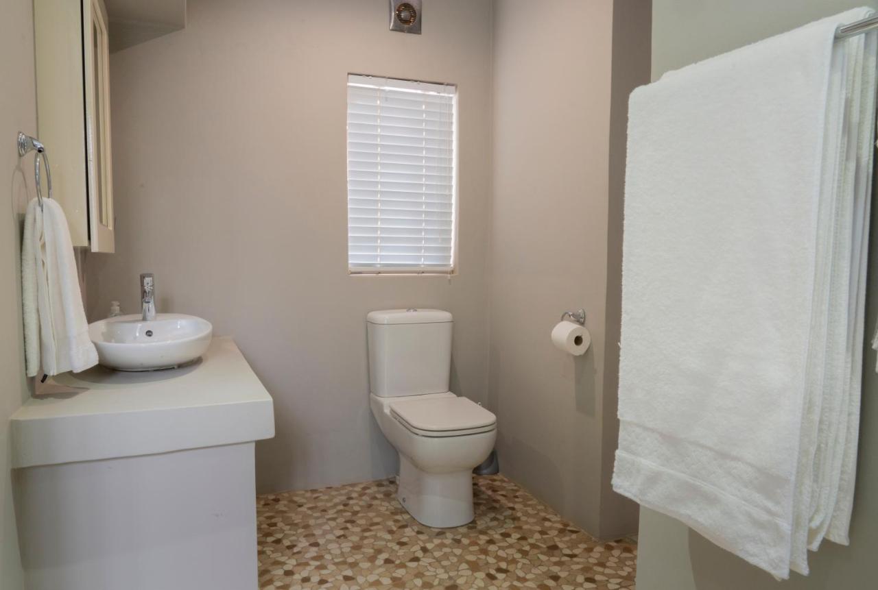 Rueby'S Guesthouse Dullstroom Esterno foto