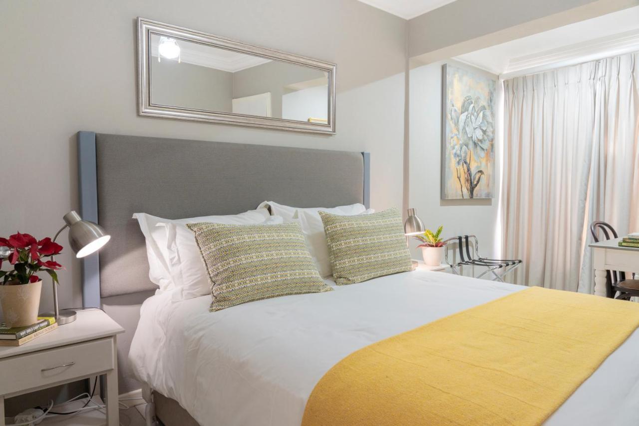 Rueby'S Guesthouse Dullstroom Esterno foto
